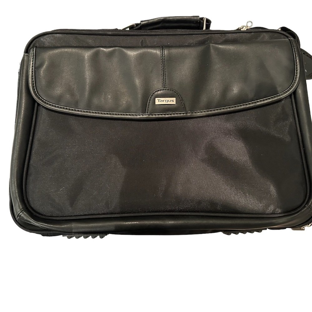 Targus nylon laptop case